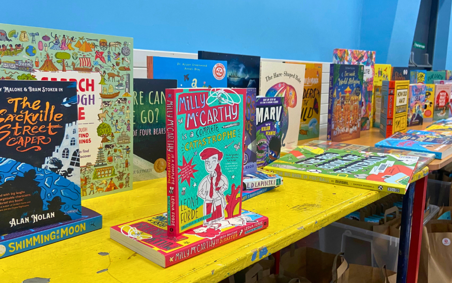 Bookbag Rollout at Scoil Íosagáin Boys’ Primary School with Children’s Books Ireland Books on Display