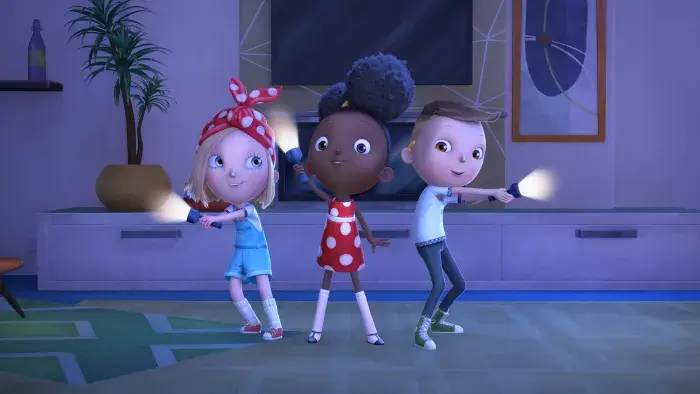 Rosie, Ada and Iggy holding flashlights in the dark